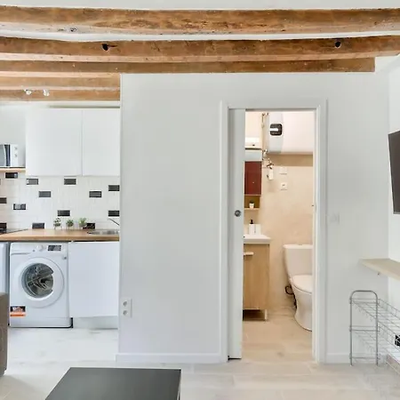 5mn Walk From Oberkampf Metro Station Apartment *