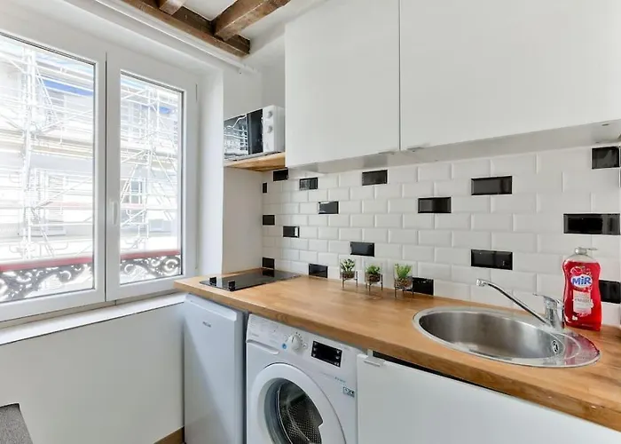 5mn Walk From Oberkampf Metro Station