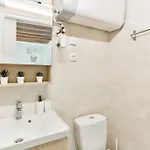 5mn Walk From Oberkampf Metro Station Apartamento Paris