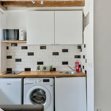 5mn Walk From Oberkampf Metro Station Appartamento