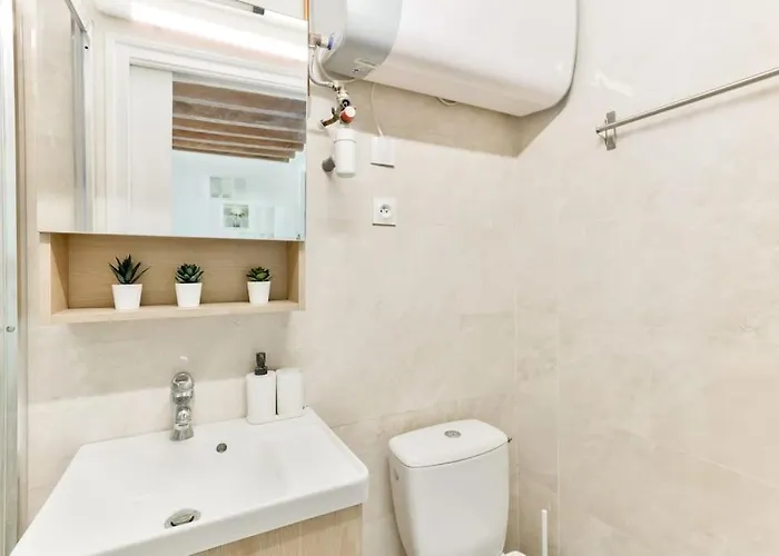 5mn Walk From Oberkampf Metro Station Appartamento Parigi
